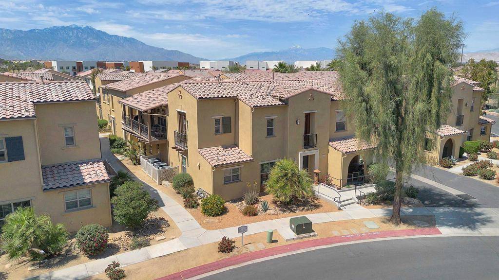 Palm Desert, CA 92211,212 Paseo Bravo