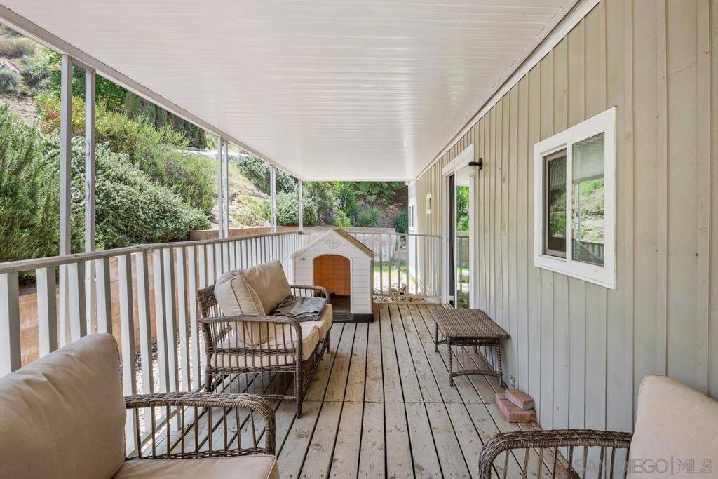 Canyon Lake, CA 92587,22819 Skylink Dr.