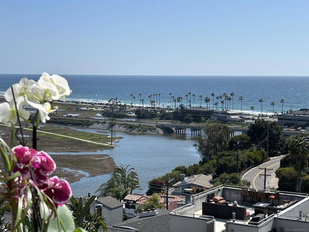 Cardiff By The Sea, CA 92007,2510 MONTGOMERY AVE