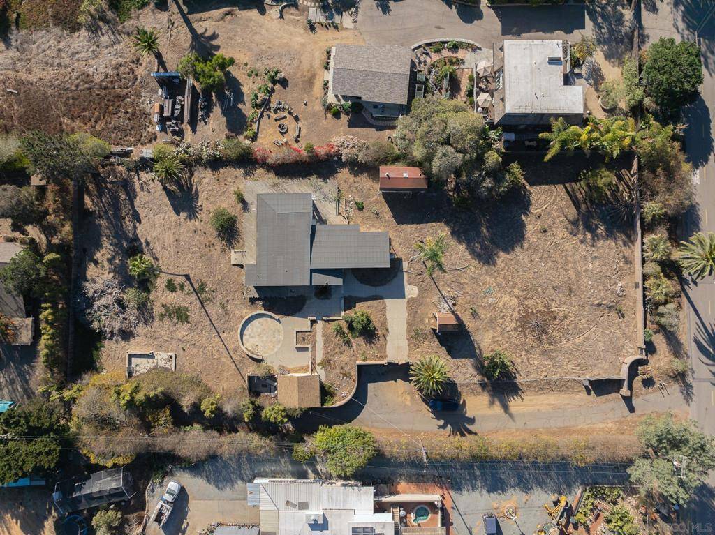 Encinitas, CA 92024,1691 Crest Drive