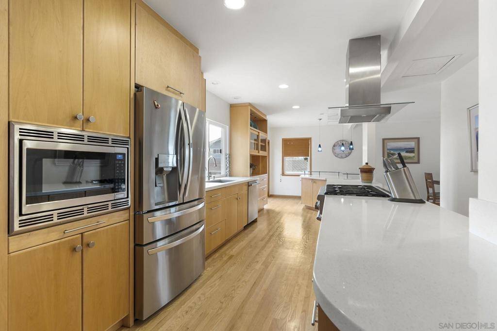 Oceanside, CA 92054,2409 Dunstan
