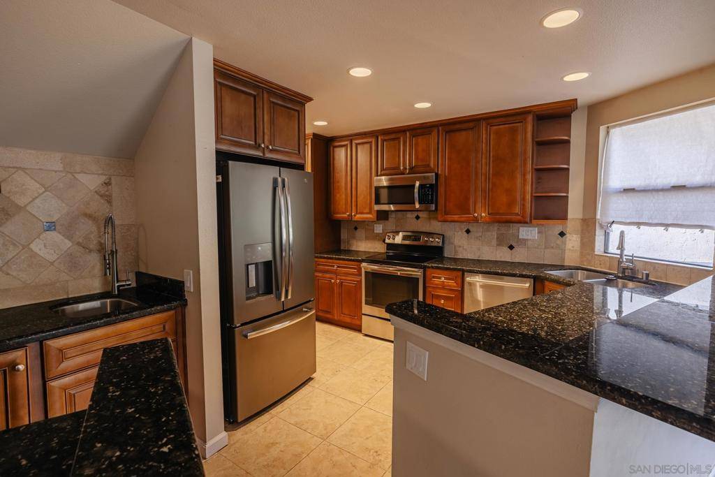 San Diego, CA 92111,1535 Northrim Ct #254