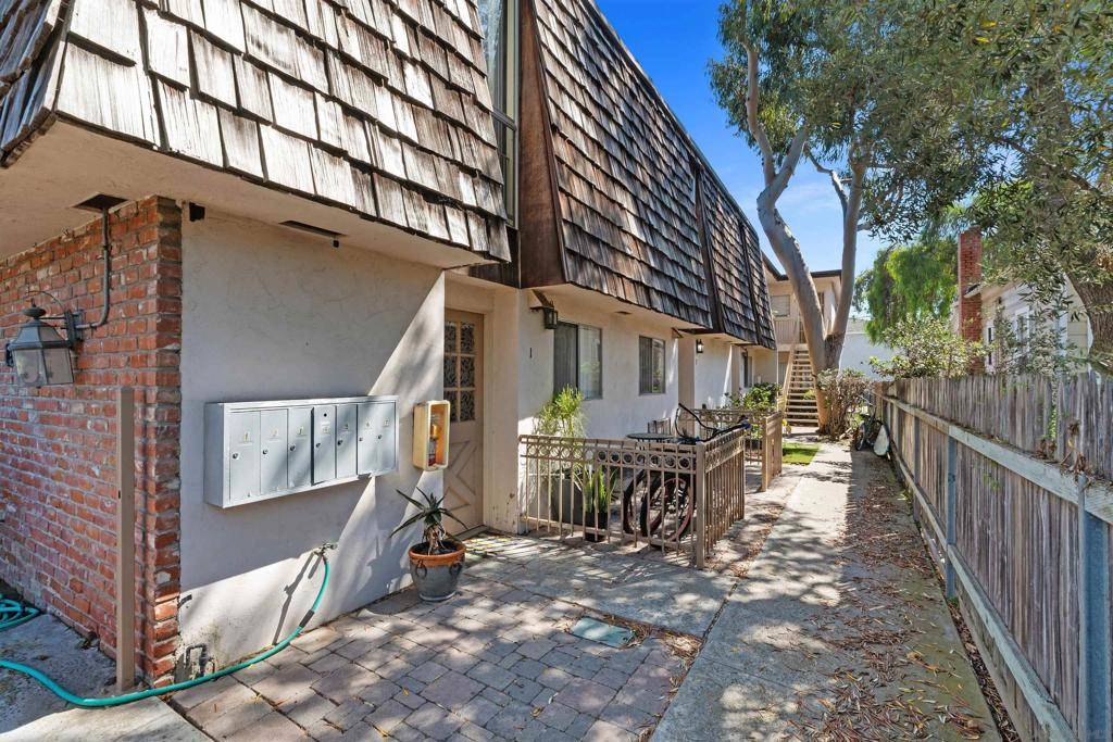 San Diego, CA 92109,1517 Reed