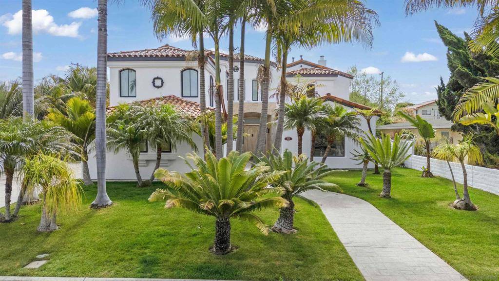 Coronado, CA 92118,711 Country Club Ln