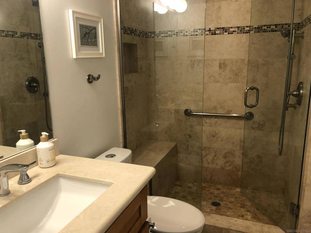 La Jolla, CA 92037,7550 Eads Ave #301