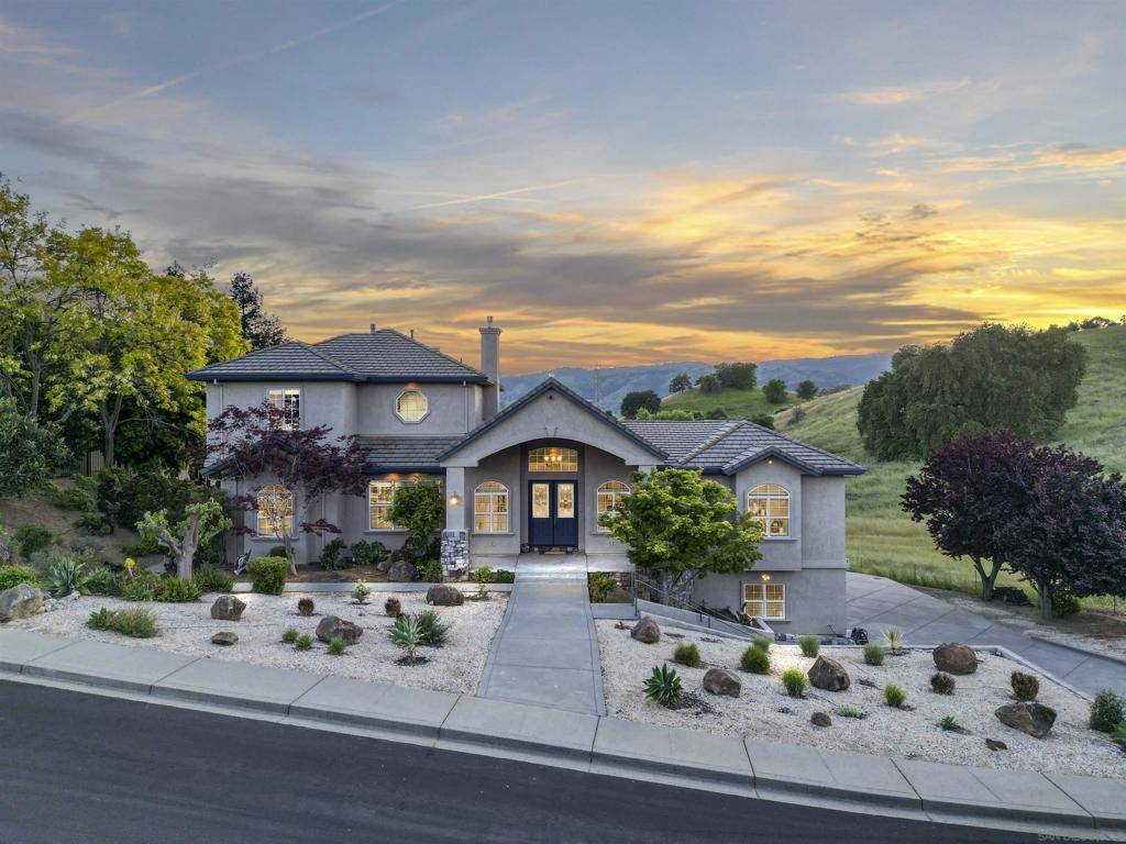 Vacaville, CA 95688,6170 N Vine St
