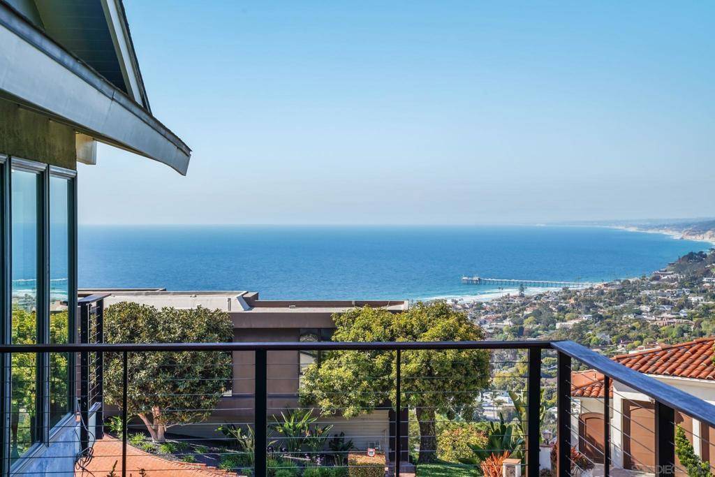 La Jolla, CA 92037,2541 Via Viesta