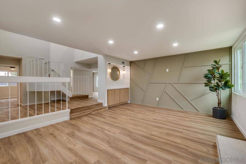 San Diego, CA 92120,6777 Deerwood Ct