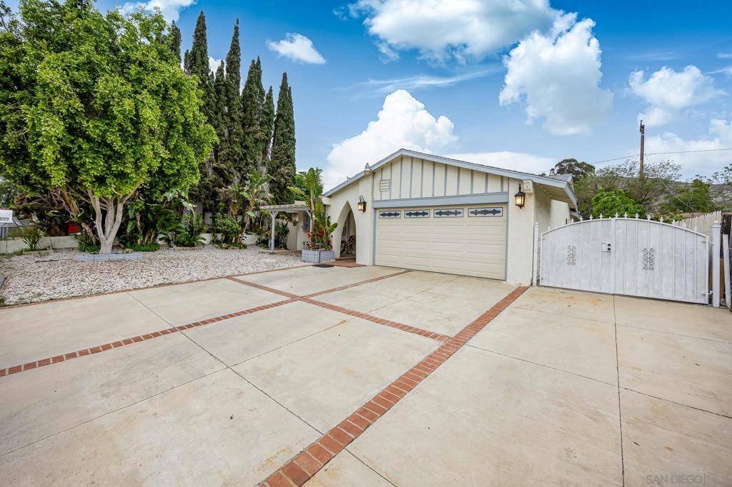 Riverside, CA 92509,5877 Samantha Pl