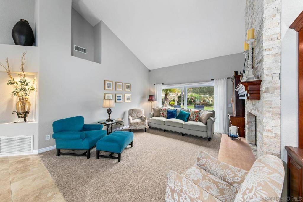 Alpine, CA 91901,8873 Hunter Pass