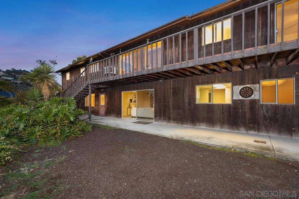 La Mesa, CA 91941,9481 La Cuesta Drive