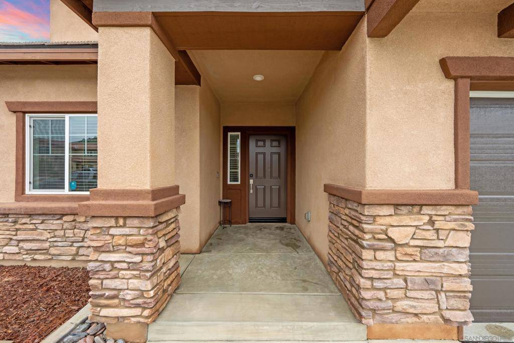 Winchester, CA 92596,30886 Hawkscrest Dr