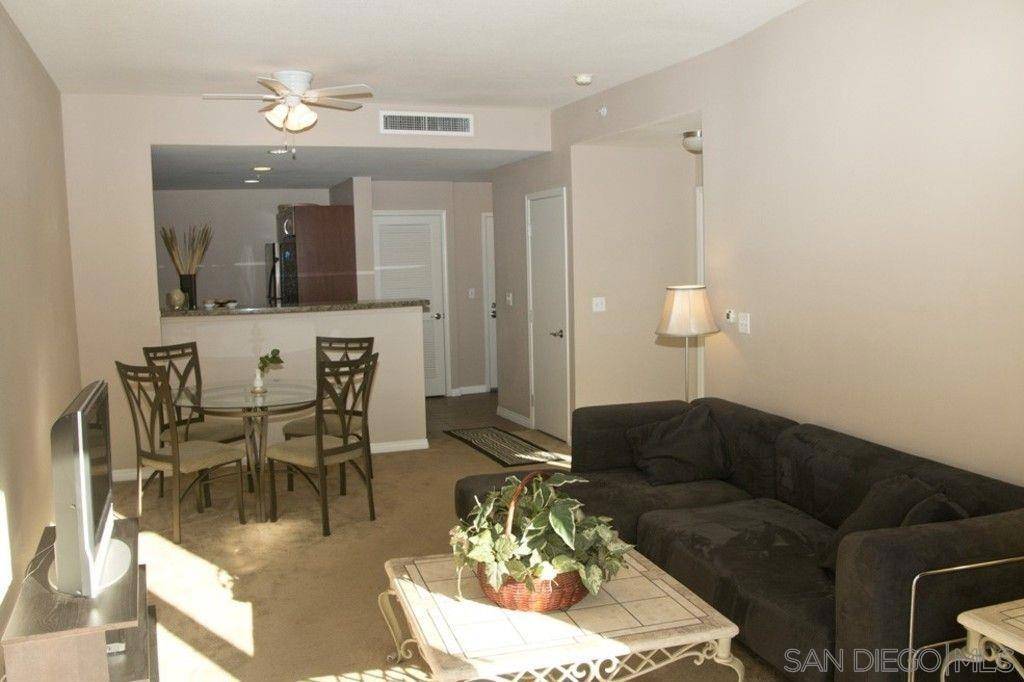 San Diego, CA 92101,530 K St #511