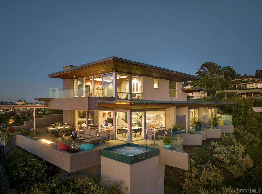 Del Mar, CA 92014,1956 Seaview Ave