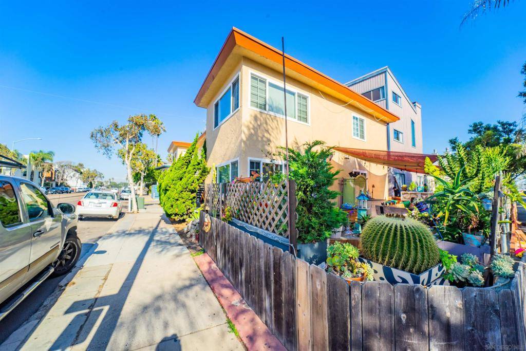 San Diego, CA 92109,2931 Mission Blvd