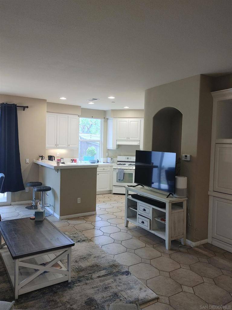 San Marcos, CA 92078,103 Trilogy St