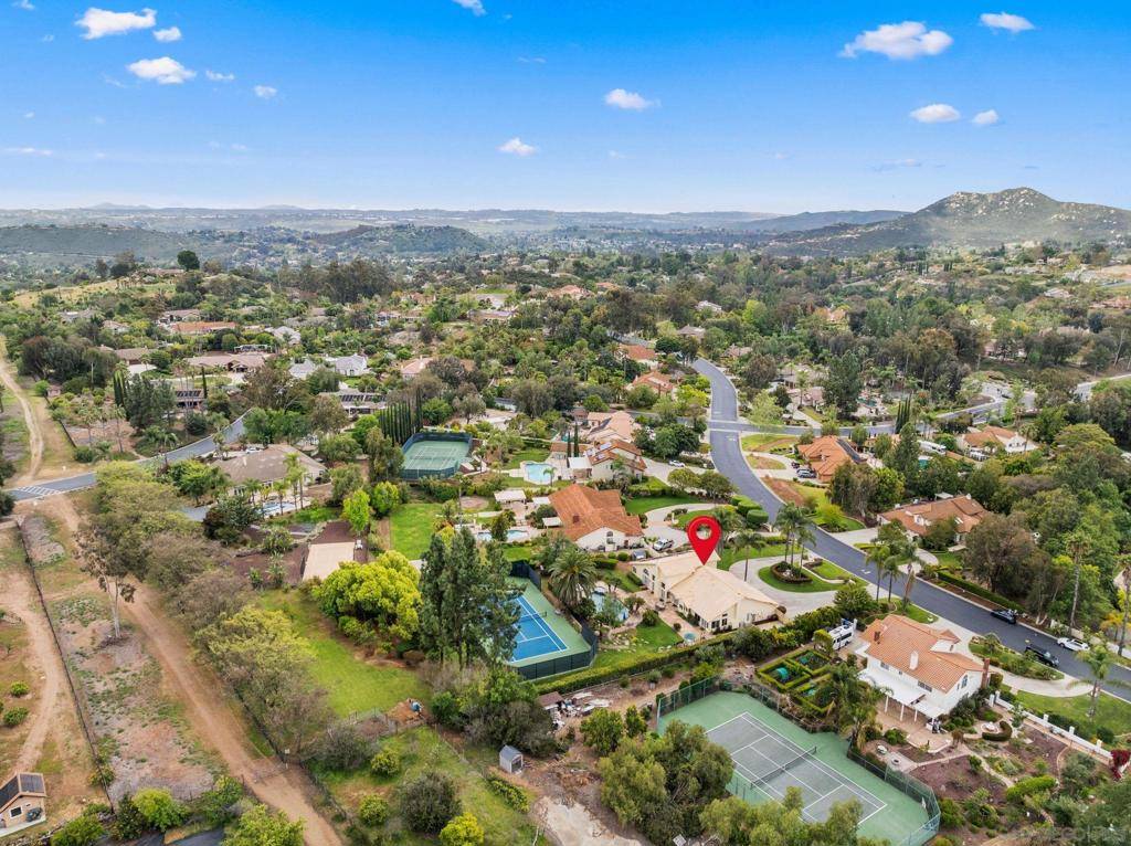 Poway, CA 92064,15533 Harrow Ln