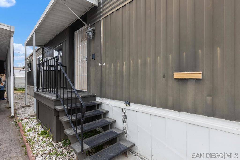 Chula Vista, CA 91910,50 Via Nomentana