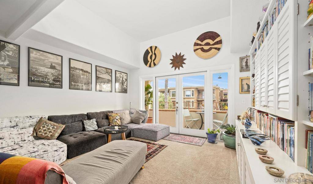 La Jolla, CA 92037,7560 Eads Ave #11