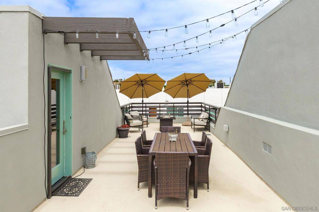 Carlsbad, CA 92008,2511 State St