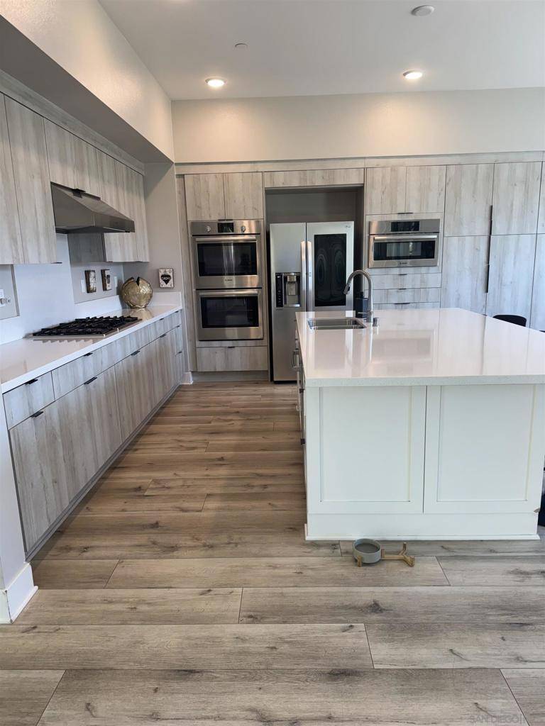 San Diego, CA 92130,5413 Sparkling Shores Dr
