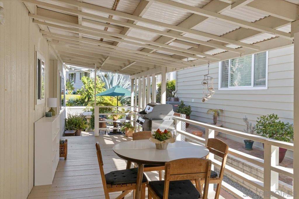 Carlsbad, CA 92011,7318 San Luis Street