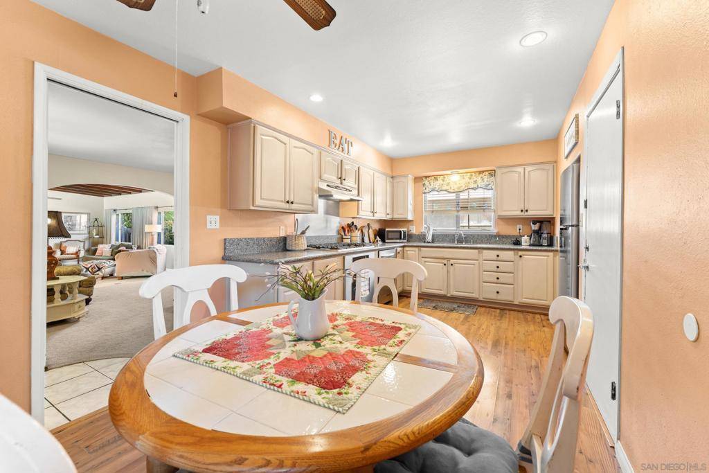 San Diego, CA 92120,6057 Delor Ct