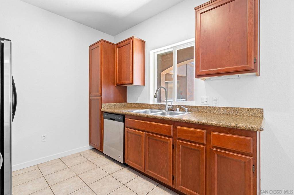 San Diego, CA 92120,7671 Mission Gorge Rd 105 #105