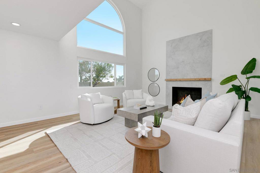 La Mesa, CA 91941,9830 Lyncarol Dr