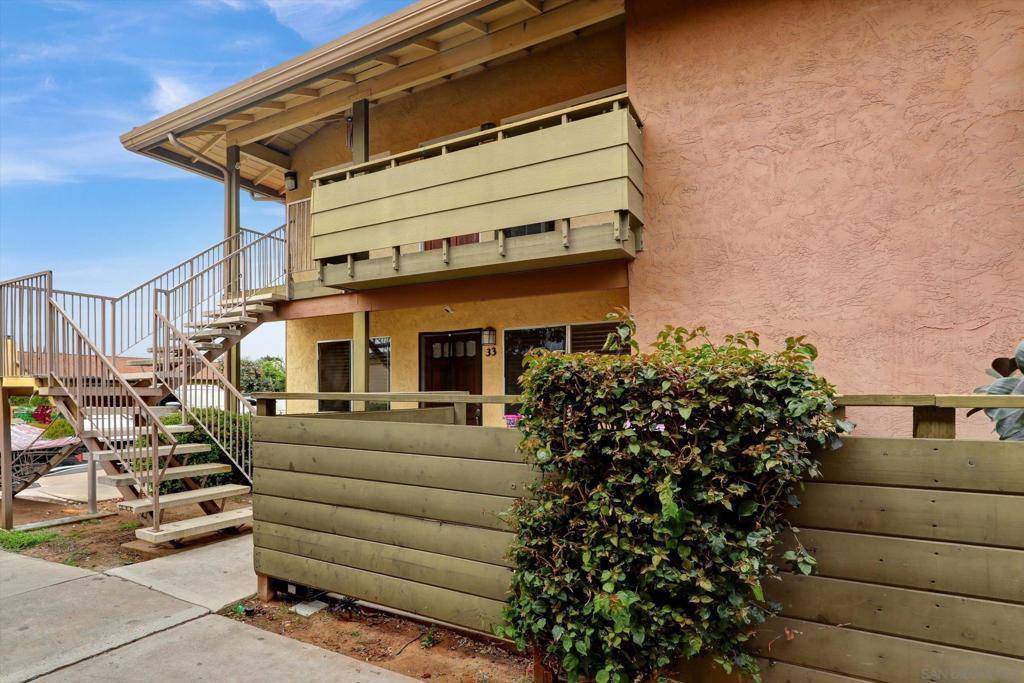 Escondido, CA 92027,2041 E Grand Ave. #38