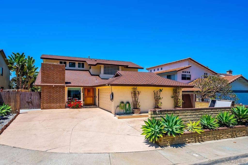 San Diego, CA 92117,4048 Raffee Dr