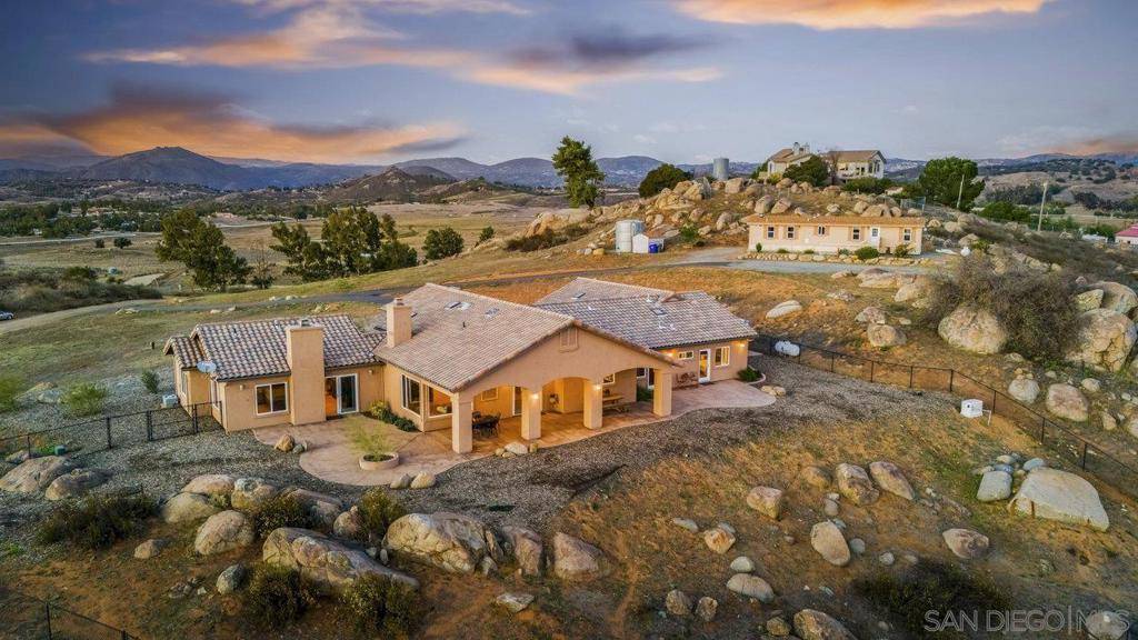 Ramona, CA 92065,19577 Oak Mountain Rd
