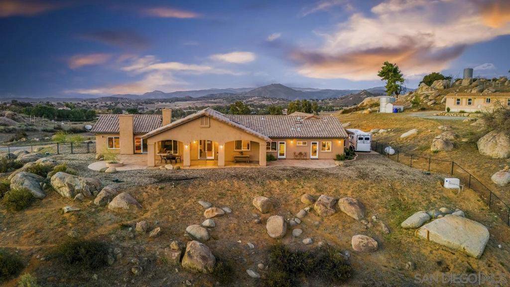 Ramona, CA 92065,19577 Oak Mountain Rd