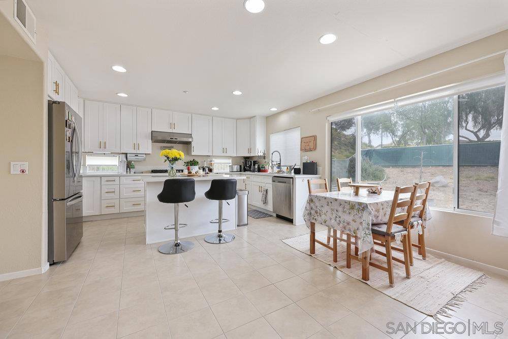 Spring Valley, CA 91978,2176 Pointe Pkwy