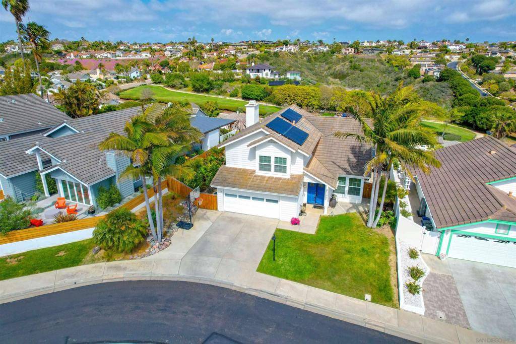 Encinitas, CA 92024,1647 Hawk View Drive