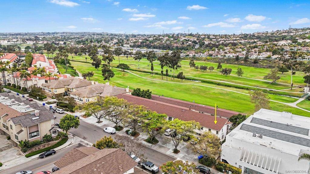 Carlsbad, CA 92009,2544 Navarra Dr #5