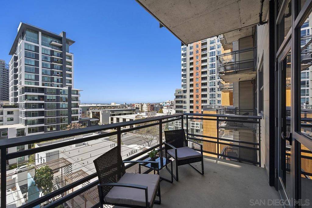 San Diego, CA 92101,1494 Union Street #608