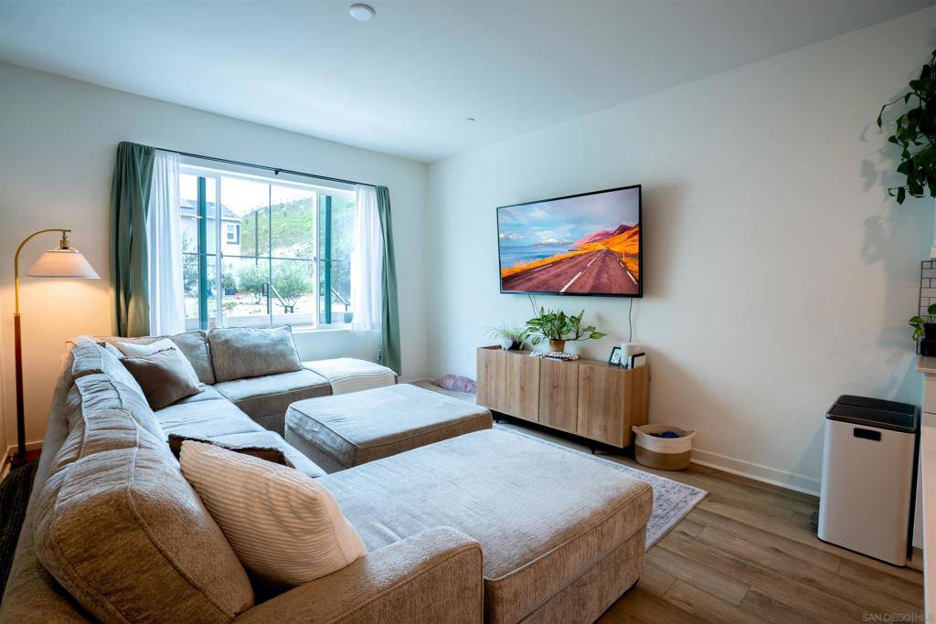 Fallbrook, CA 92028,328 Satsuma Trl