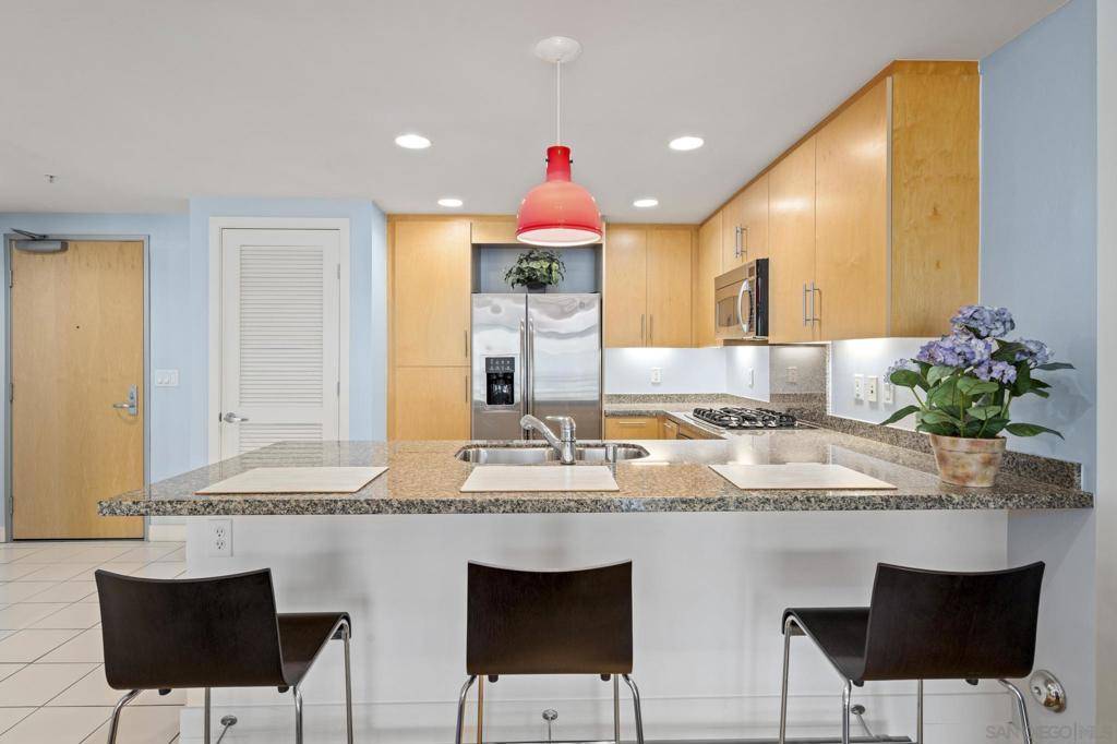 San Diego, CA 92103,3812 Park Blvd #412