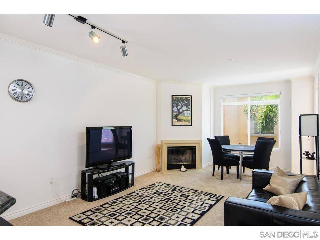 La Jolla, CA 92037,9263 Regents Rd #B404