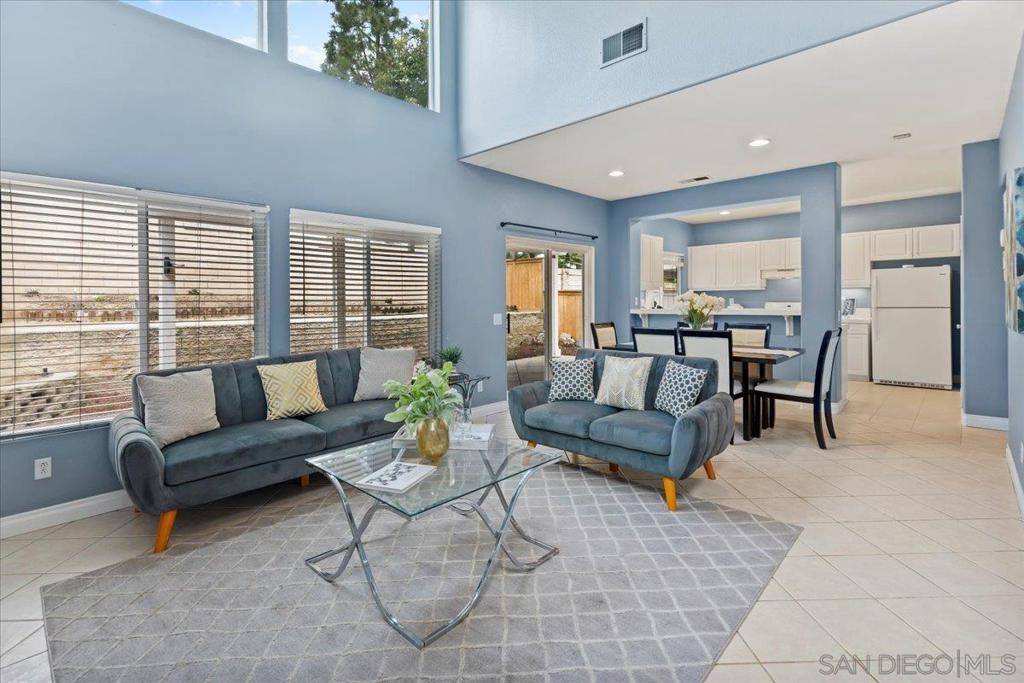San Diego, CA 92129,9725 Kika Ct