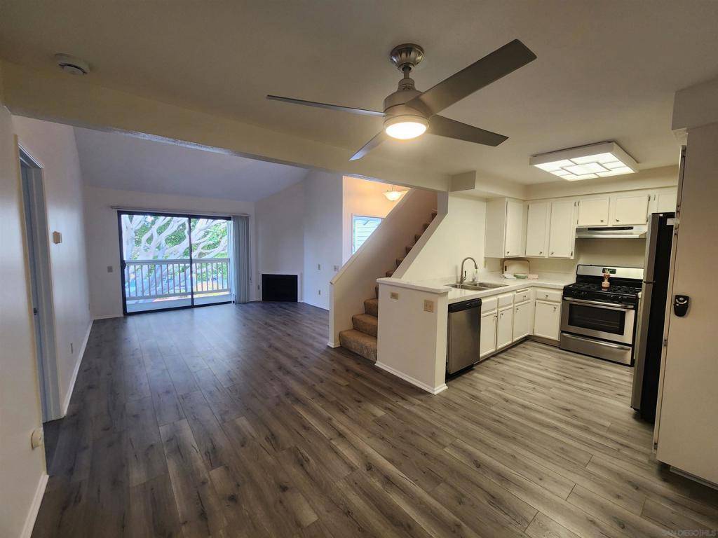 San Diego, CA 92130,12229 Carmel Vista #250