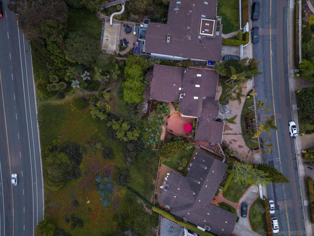 La Jolla, CA 92037,6430 La Jolla Scenic South Drive