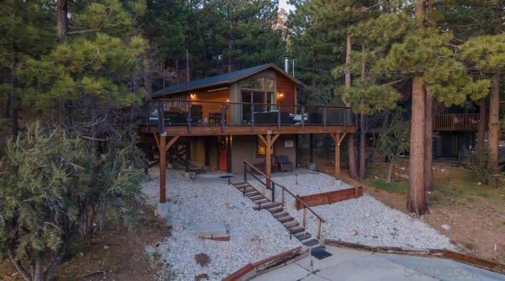 Big Bear, CA 92315,43734 Yosemite Drive