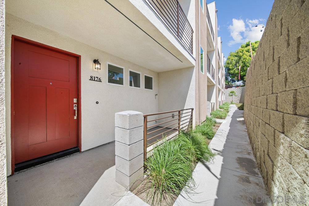 Lemon Grove, CA 91945,8176 Golden Ave