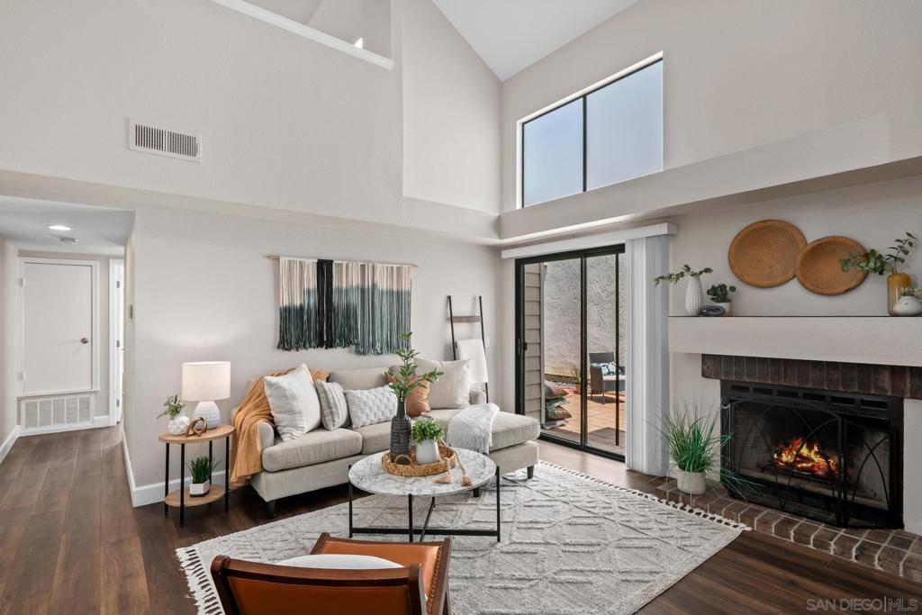 Carlsbad, CA 92011,802 Spindrift Ln