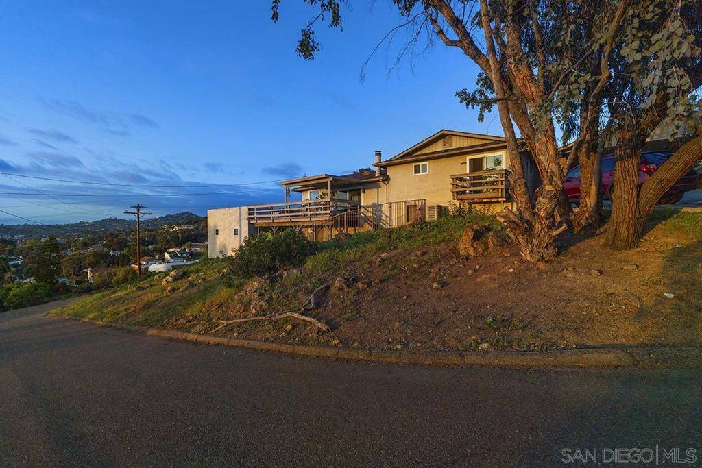 Spring Valley, CA 91977,2235 Monaghan Ct