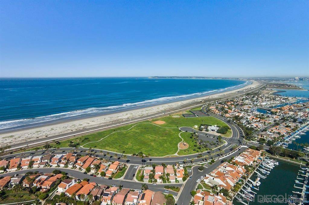 Coronado, CA 92118,16 S Cays Ct