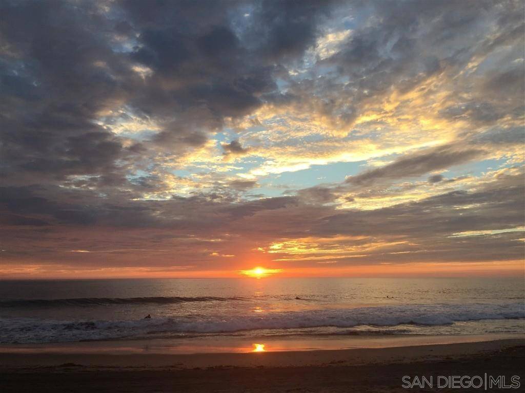 Imperial Beach, CA 91932,1111 Seacoast Drive #59