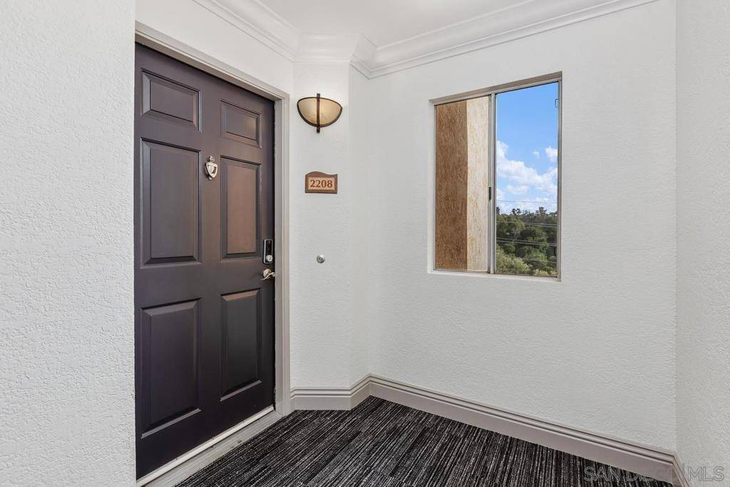San Diego, CA 92122,7120 Shoreline Dr #2208